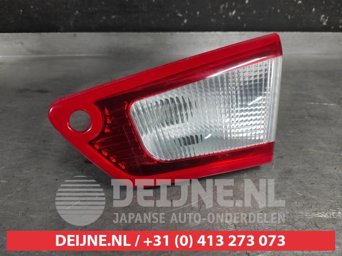 Mitsubishi Colt Heckklappenreflektor rechts O713513