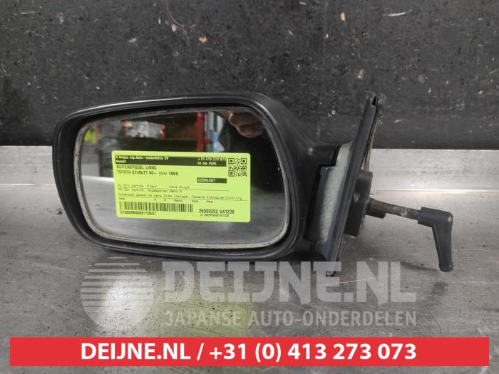 Toyota Starlet Buitenspiegel links O713537