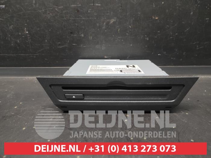 Mazda CX-3 CD Speler O713605