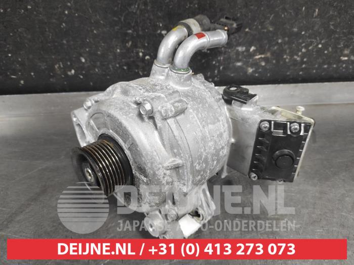 Gebruikte Alternator Kia Niro I (DE) 1.6 GDI Hybrid Prijs op aanvraag aangeboden door V.Deijne Jap.Auto-onderdelen BV