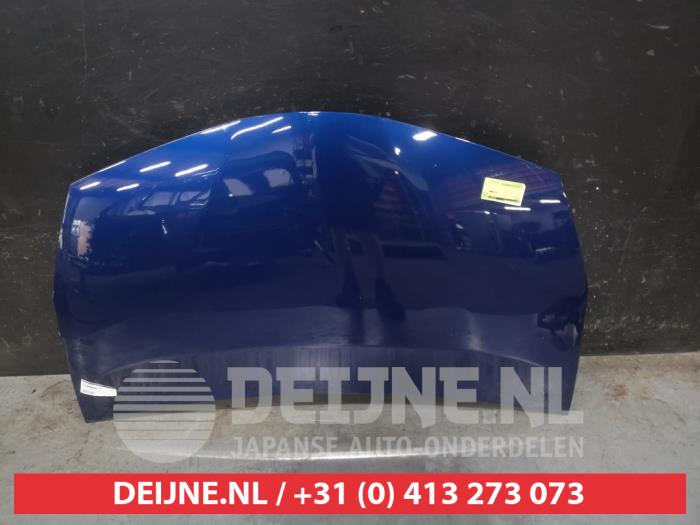 Toyota Prius Plus Motorhaube O713763