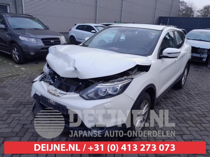 Nissan Qashqai Nebelscheinwerfer links vorne O713798