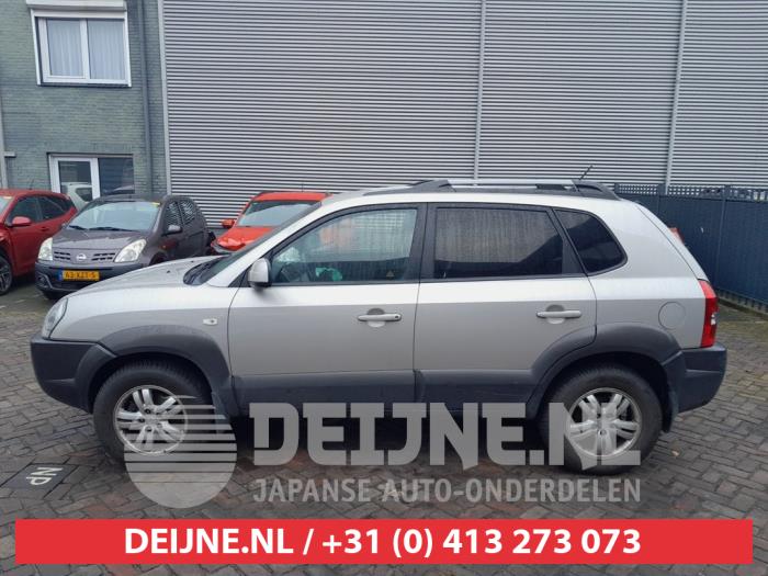 Hyundai Tucson Tür 4-türig links vorne O713862
