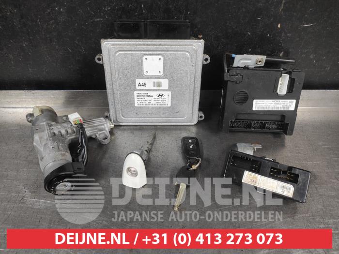 Hyundai Santafe Ignition lock + key O713999