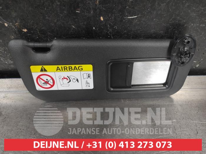 Toyota Aygo X Sonnenblende O714023