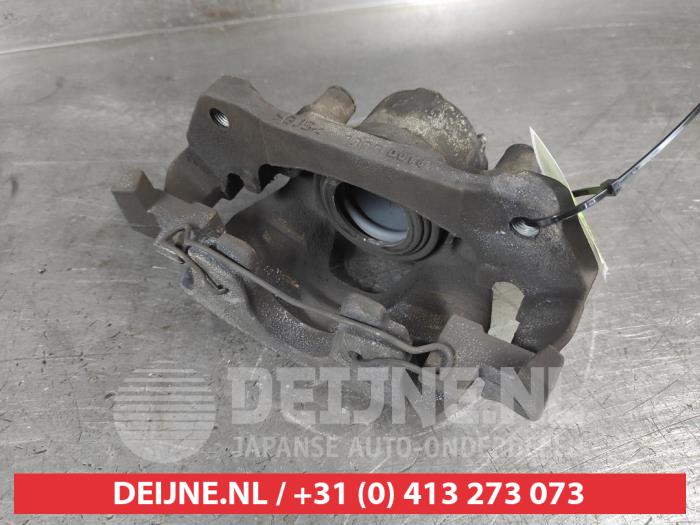 Toyota Aygo X Bremszange rechts vorne O714089