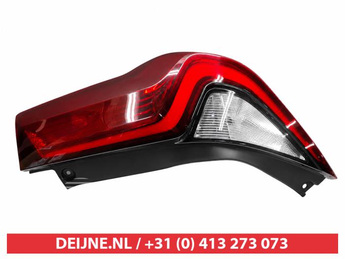 Toyota Aygo X Rücklicht rechts O9990009844