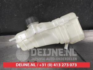 Nissan Pulsar Expansion vessel O714197 photo 3