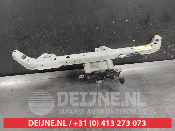 Nissan Pulsar Slotplaat voor O714200