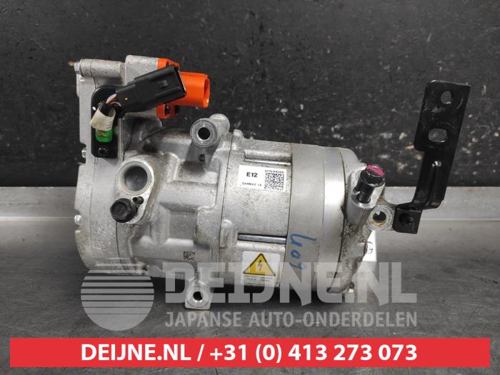 Hyundai Santafe Air conditioning pump O714322