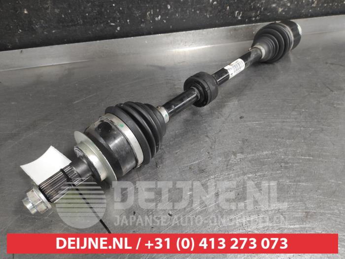 Suzuki S-Cross Aandrijfas rechts-voor O714644