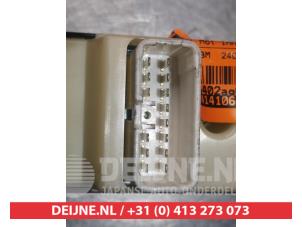 Mitsubishi Grandis Kombischalter Fenster O312071 foto 2