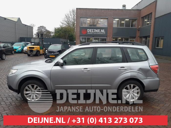 Subaru Forester Extra window 4-door, left O714751