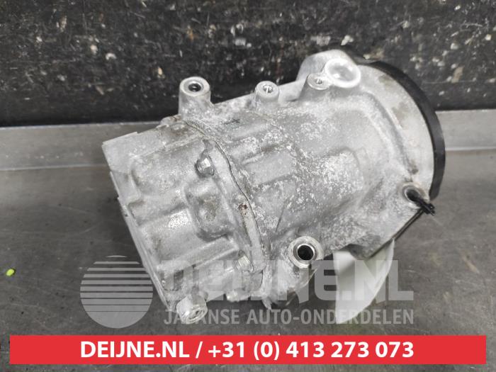 Gebruikte Aircopomp Toyota Corolla Touring Sport (E21/EH1) 1.8 16V Hybrid 140 Prijs op aanvraag aangeboden door V.Deijne Jap.Auto-onderdelen BV