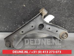 Kia XCeed Front lower wishbone, right O714843 photo 2