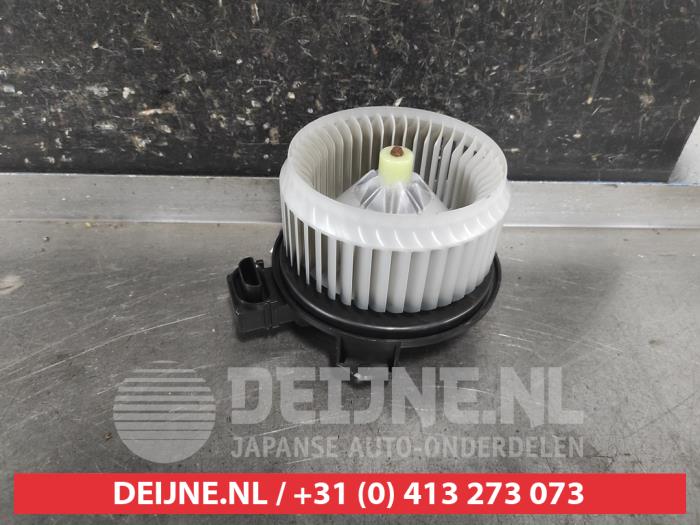 Suzuki Swift Heizung Belüftungsmotor O714868