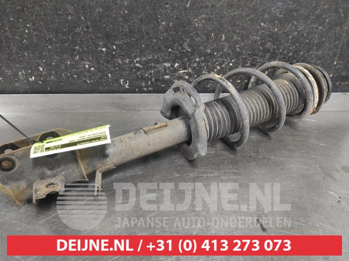 Suzuki Swift Stoßdämpferstrebe rechts vorne O714870