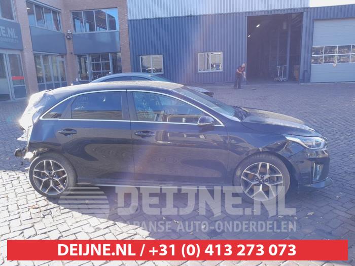 Kia Ceed Tür 4-türig rechts hinten O714856