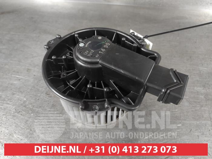 Suzuki Vitara Kachel Ventilatiemotor O715084