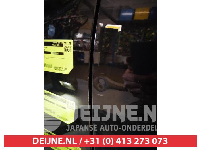 Toyota Yaris Rear door 4-door, left O715108
