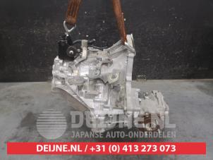 Toyota Rav-4 Getriebe O715324 foto 3
