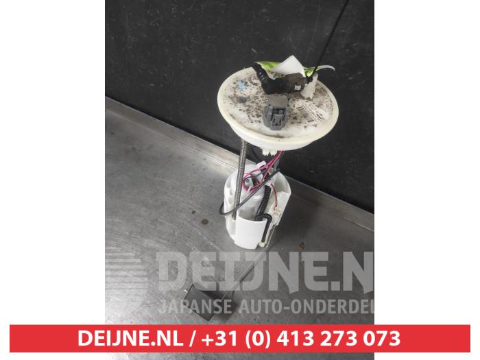 Gebruikte Tank element Pomp Honda CR-V (RM) 2.0 i-VTEC 16V 4x4 Prijs op aanvraag aangeboden door V.Deijne Jap.Auto-onderdelen BV