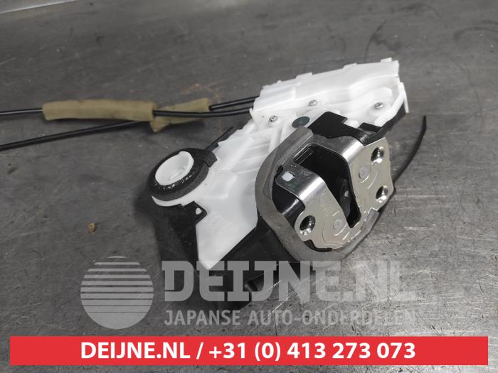 Honda CR-V Door lock mechanism 4-door, front left O715341