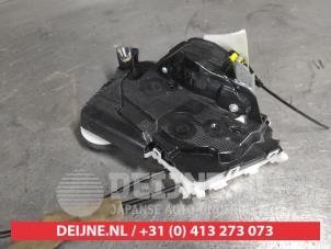Honda CR-V Door lock mechanism 4-door, front left O715341 photo 2