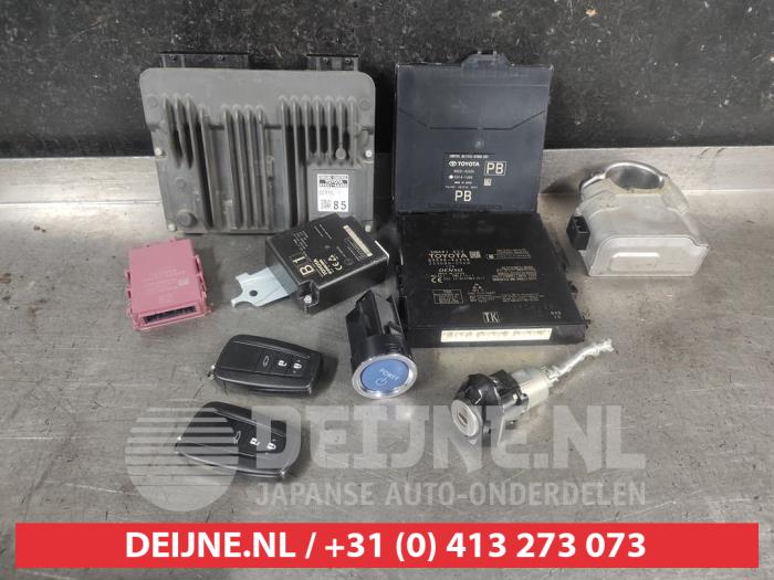Toyota Rav-4 Steuergerät Motormanagement O715361