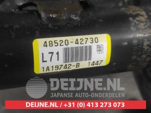 Toyota Rav-4 Stoßdämpferstrebe links vorne O715377 foto 2