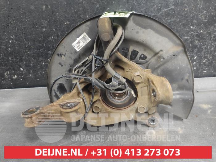 Toyota Rav-4 Achsschenkel rechts vorne O715380