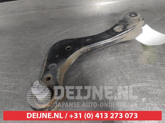 Toyota Rav-4 Querlenker links hinten O715392