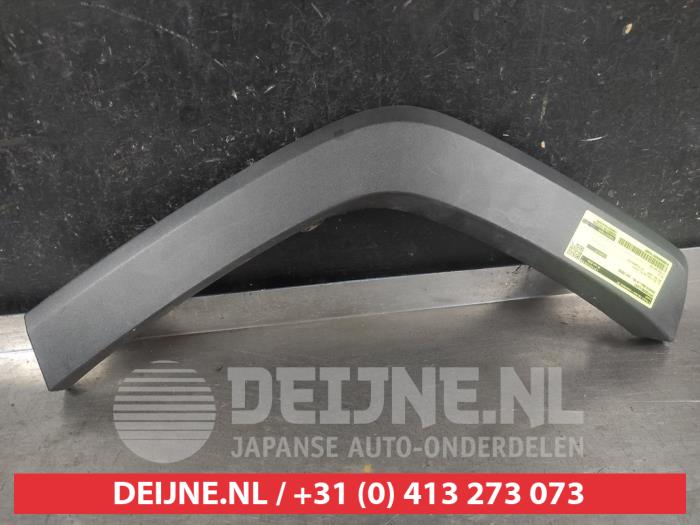Toyota Rav-4 Schmutzfänger Leiste O715406