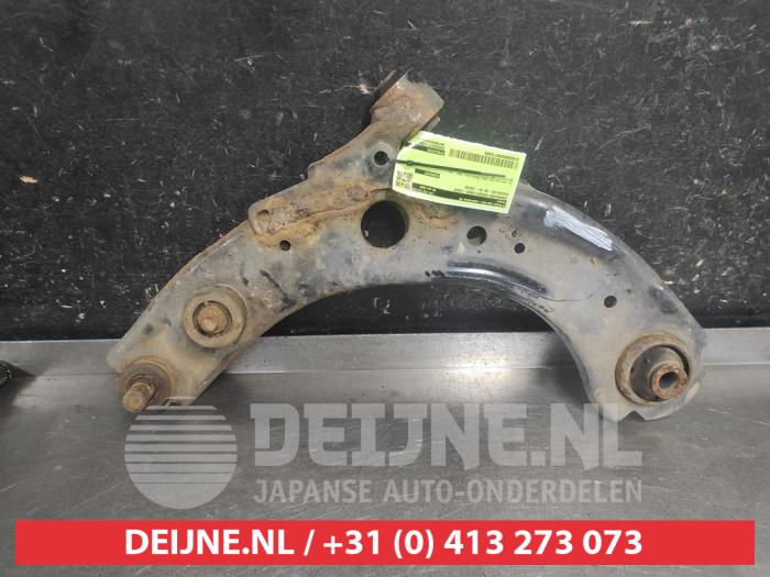 Mazda CX-30 Front lower wishbone, left O715460