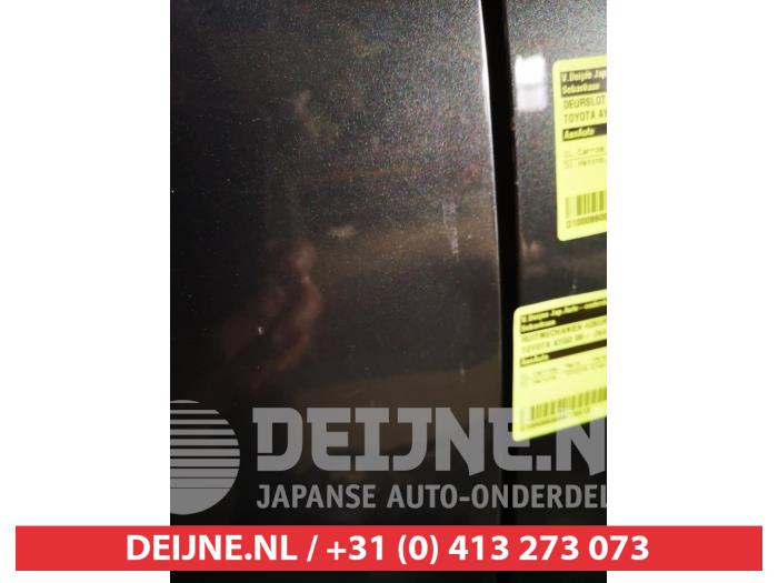 Toyota Aygo Portier 4Deurs rechts-achter O715507