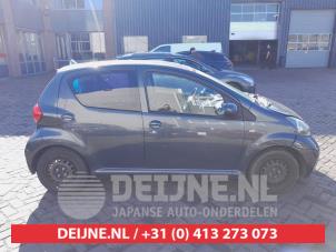 Toyota Aygo Tür 4-türig rechts hinten O715507 foto 3