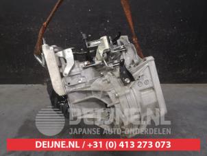 Suzuki SX-4 Gearbox O715518 photo 3