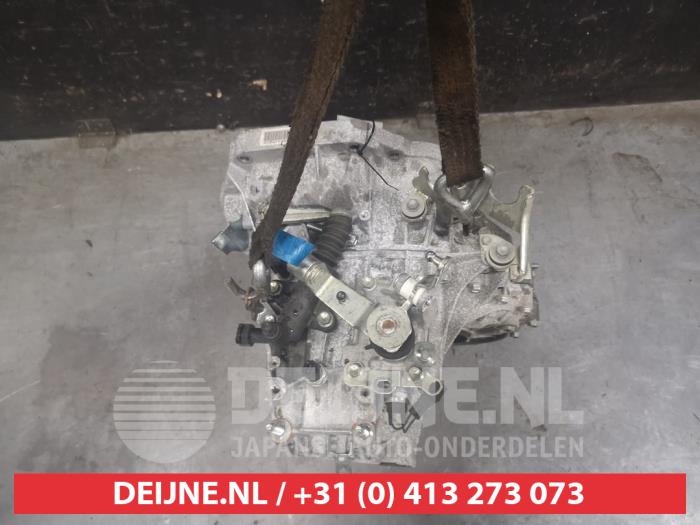 Suzuki Swift Versnellingsbak O715524