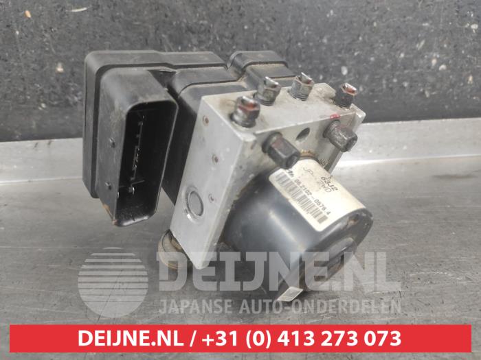 Suzuki Swift ABS Pomp O715538