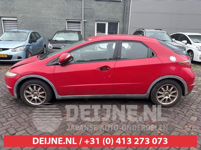 Honda Civic Türscheibe 4-türig links hinten O715707