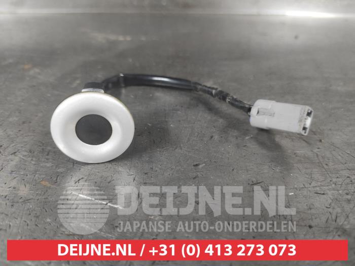 Mitsubishi Space Star Keyless schakelaar O715867