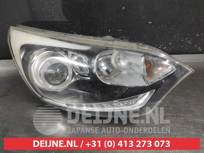 Kia Rio Scheinwerfer rechts O715905