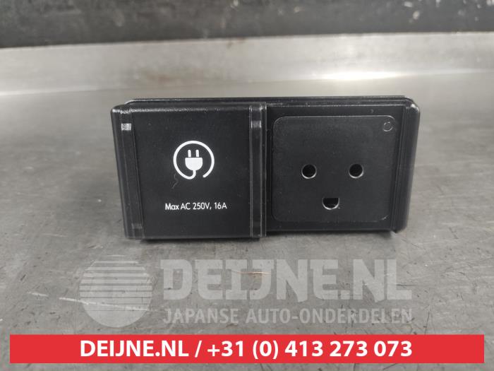 Hyundai Inster Stekker O715973