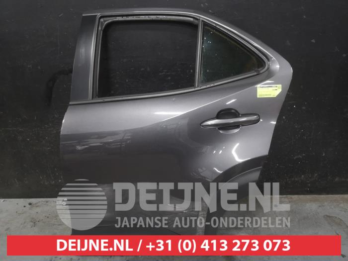 Toyota Yaris Cross Portier 4Deurs links-achter O716012