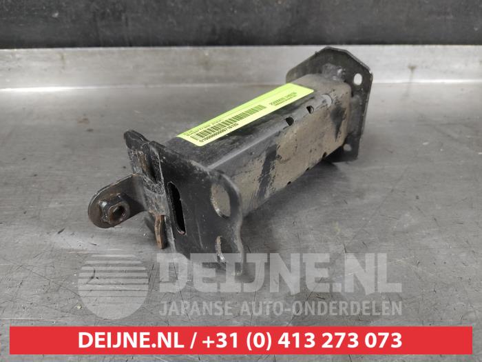 Toyota Yaris Bumpersteun rechts-voor O716125