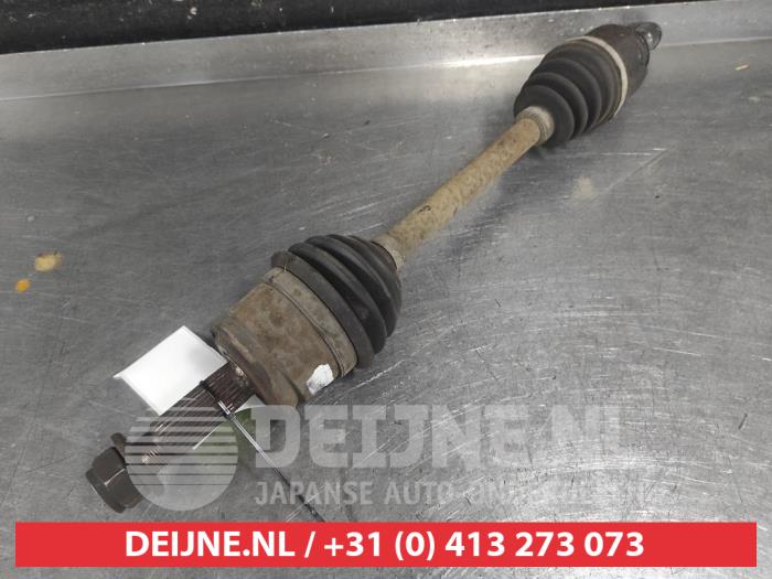 Mitsubishi Colt Antriebswelle links vorne O716135