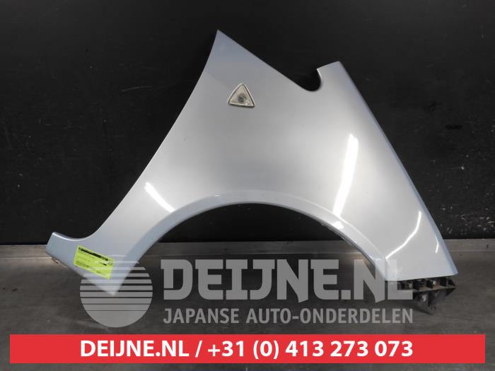 Mitsubishi Colt Kotflügel rechts vorne O716136
