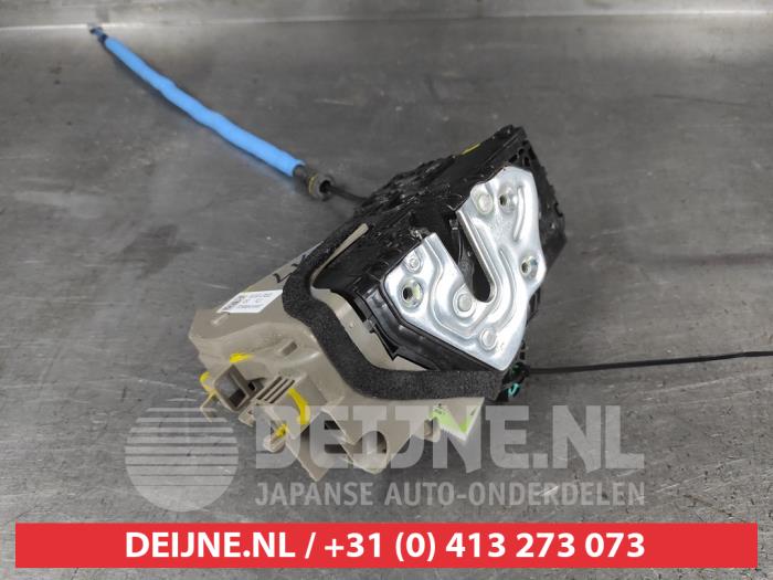 Kia Pro Ceed Deurslot Mechaniek 4Deurs links-voor O716177