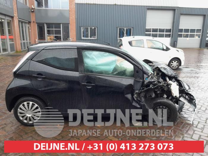 Toyota Aygo Rear door window 4-door door, rear right O716339