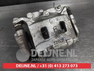 Nissan Qashqai Remklauw (Tang) links-voor O716513 foto 2